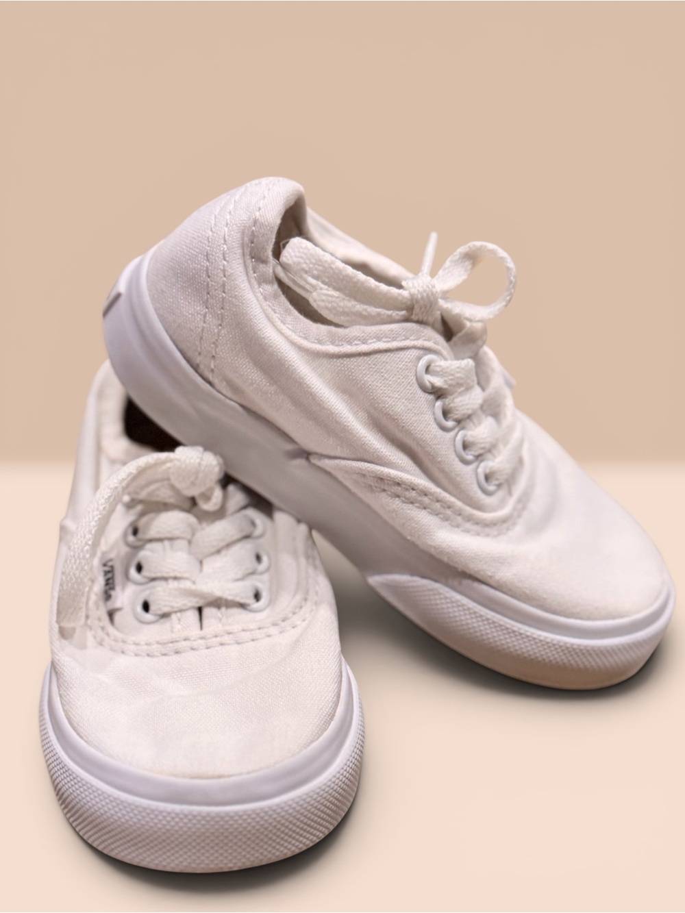 Vans Kids Authentic Canvas Sneakers in true White/grey
